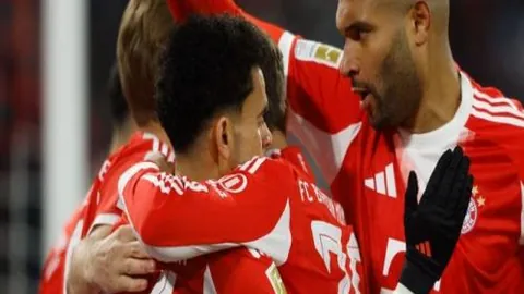 利雅得胜利冲至积分榜第三，吉达联合独占鳌头，利雅得新月紧随其后排名第二。